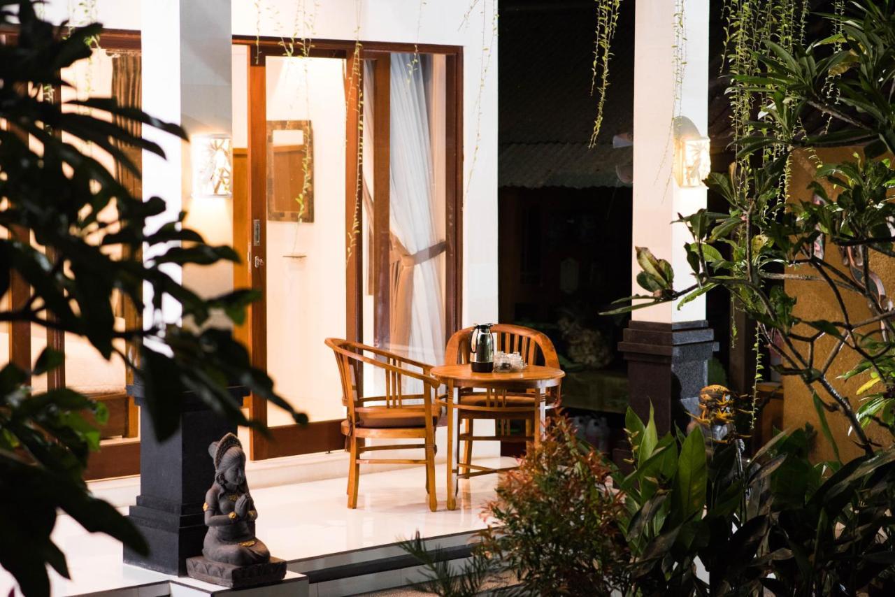 Suntari Homestay อูบุด ภายนอก รูปภาพ